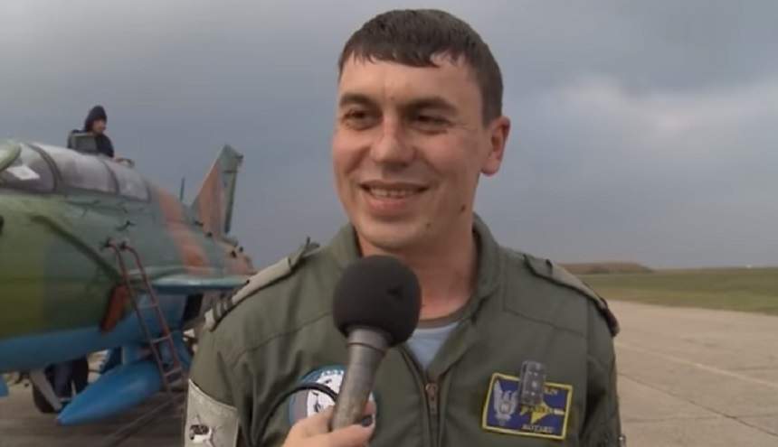 Interviu cutremurător cu pilotul-erou care a murit, în urma prăbuşirii avionului la Feteşti: "Deasupra norilor este soare şi frumos"
