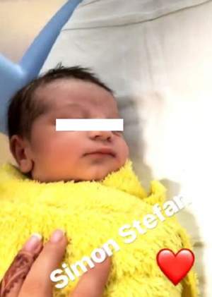 FOTO / Roxana Dobre a născut! Prima fotografie cu băieţelul lui Florin Salam