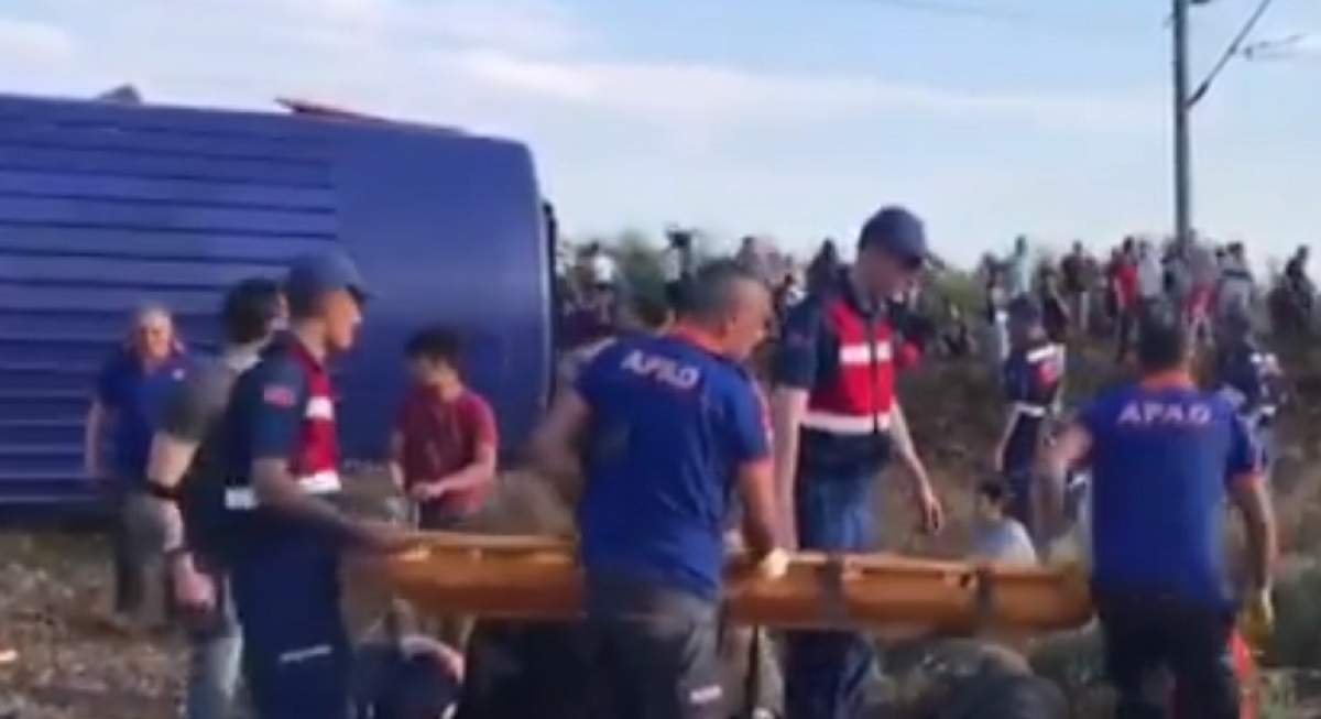 FOTO&VIDEO / Catastrofă pe șine! Mulți morți și răniți, după ce un tren cu 300 de pasageri a deraiat