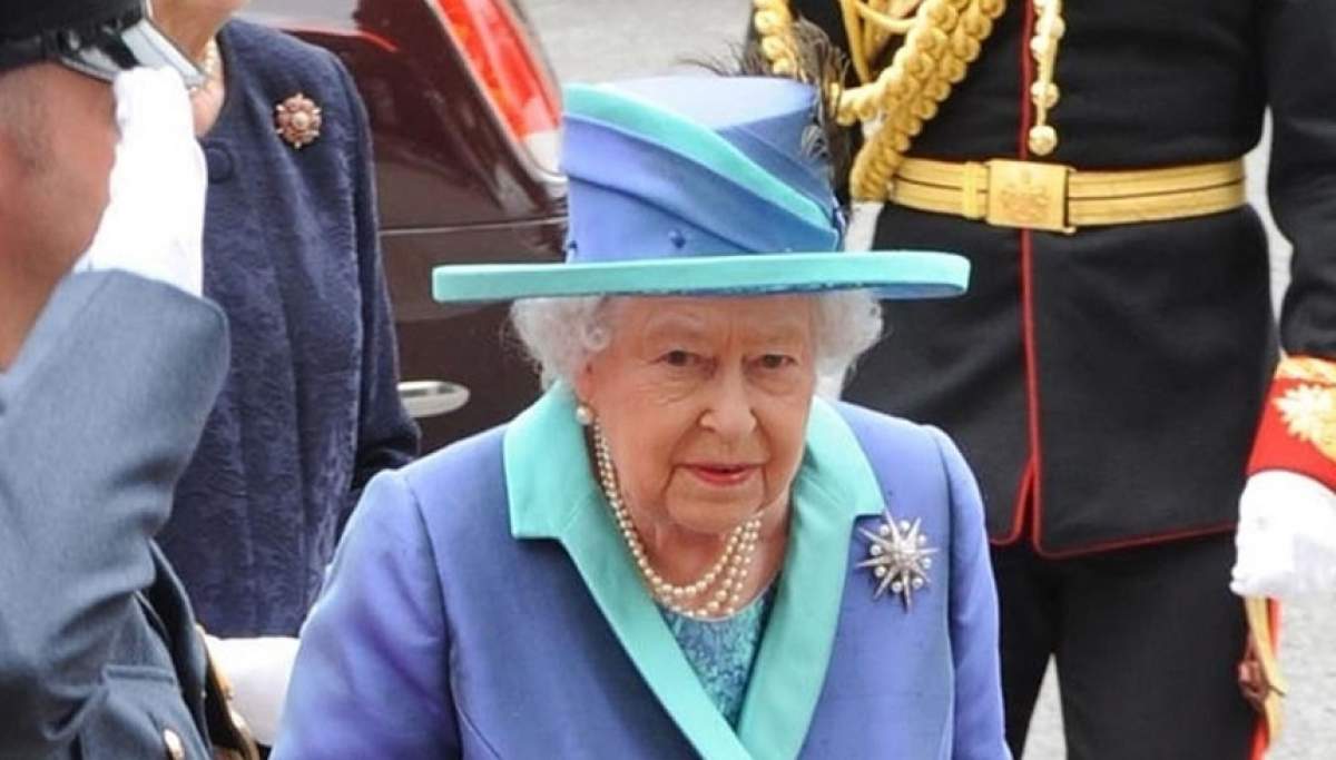 De ce regina Elisabeta îi oferă mai mulţi bani prinţului Harry decât prinţului William