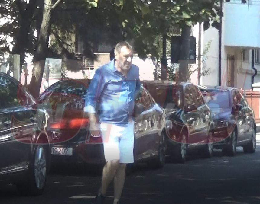 VIDEO PAPARAZZI / Are balta peşte! Costel Constanda, răsfăţ total, deşi averea sa a fost scoasă la licitaţie