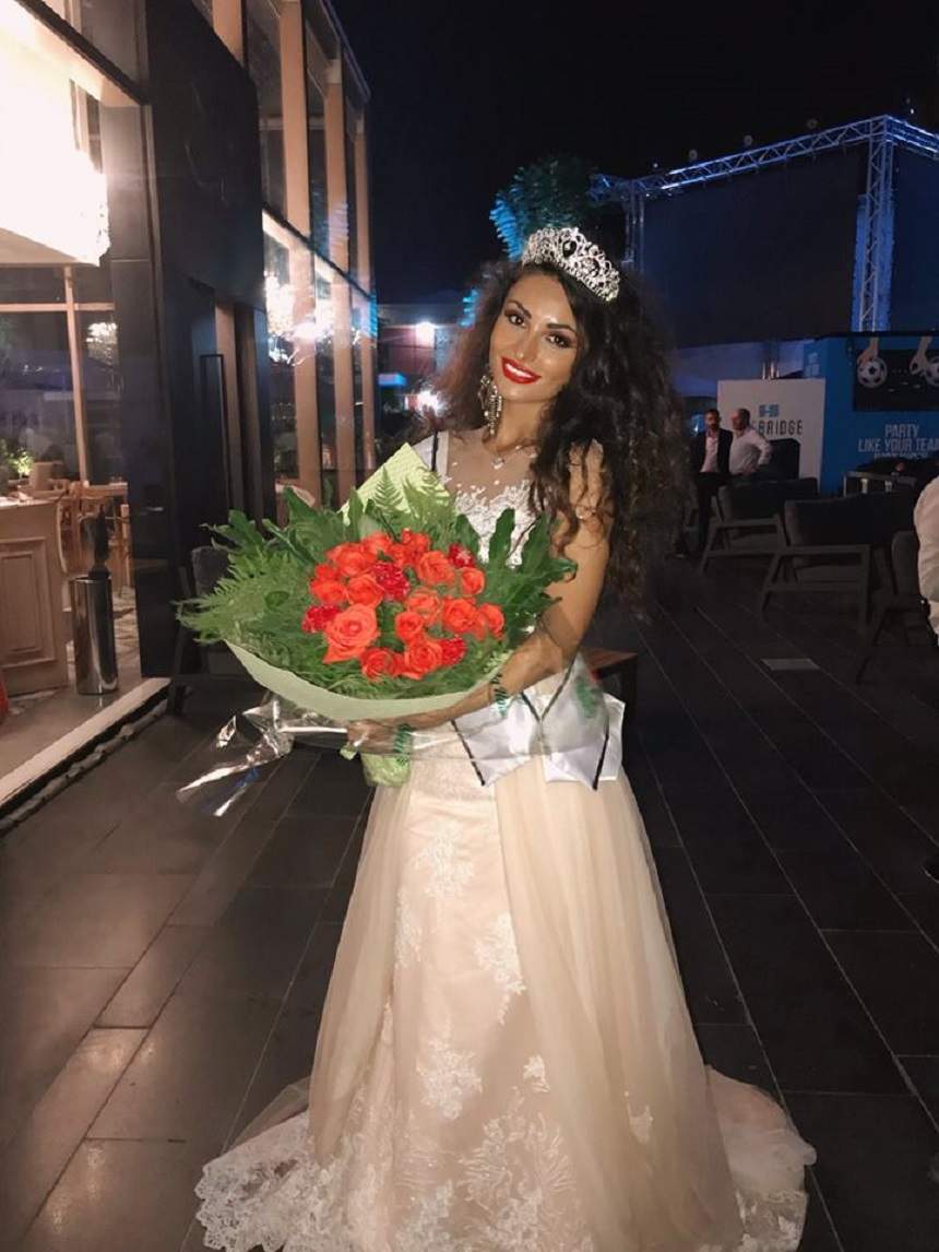 FOTO / Ea este românca desemnată „Miss Elegant Universe 2018”! Are 32 de ani și i-a cucerit pe jurați