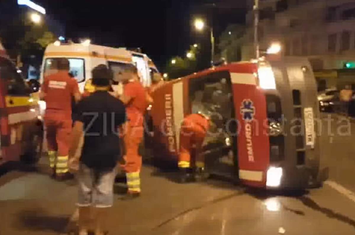VIDEO / Accident groaznic în Constanţa! O ambulanţă SMURD a fost lovită în plin