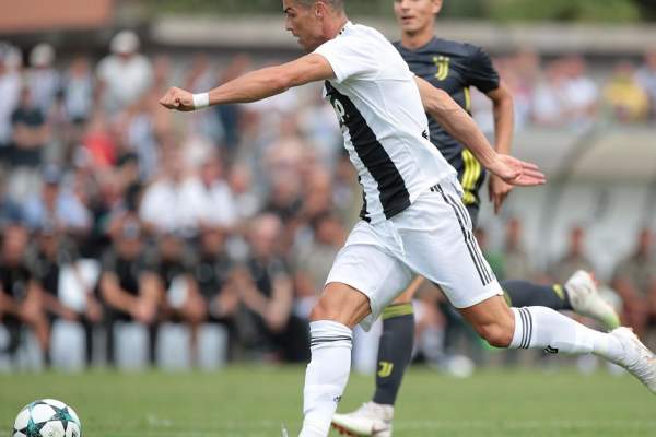 FOTO & VIDEO / Cristiano Ronaldo a marcat primul gol pentru Juventus Torino! Fanii au fost în delir