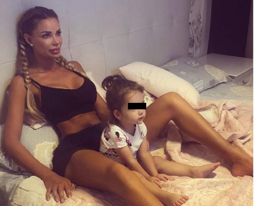 FOTO / Bianca Drăgușanu a dat cluburile de fițe pe serile petrecute cu fiica ei