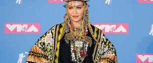 Madonna a generat multă furie, la MTV Video Music Awards. S-a urcat pe scenă și este incredibil ce a făcut