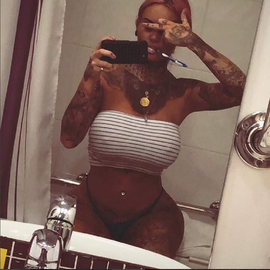 FOTO / Jemma Lucy a vrut să fie sexy, dar fanii au dat-o de gol: „Îți cam place Photoshop-ul!”