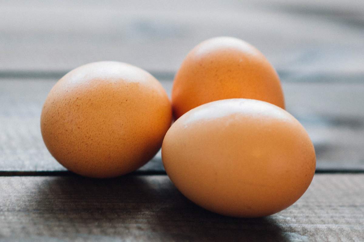 De la bal la spital! Un bărbat și-a îndesat 15 ouă într-o zonă intimă, după ce a plecat de la o petrecere