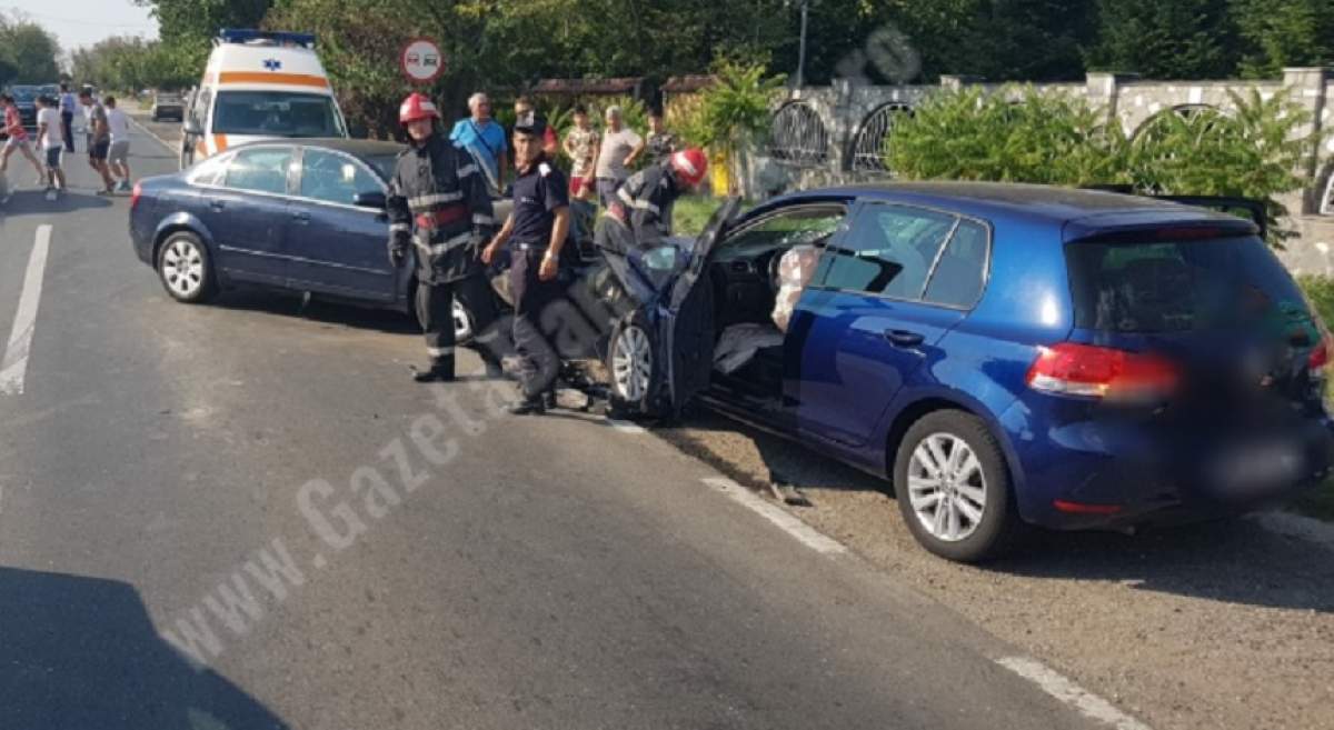Accident foarte grav în Dâmbovița! Trei adulți și doi copii au ajuns la spital