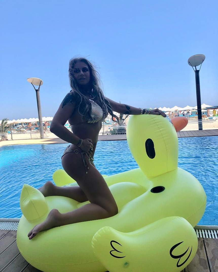 FOTO / Anamaria Prodan se joacă iar cu mintea bărbaților! Sexy-impresara le-a arătat tuturor fundul său bombat