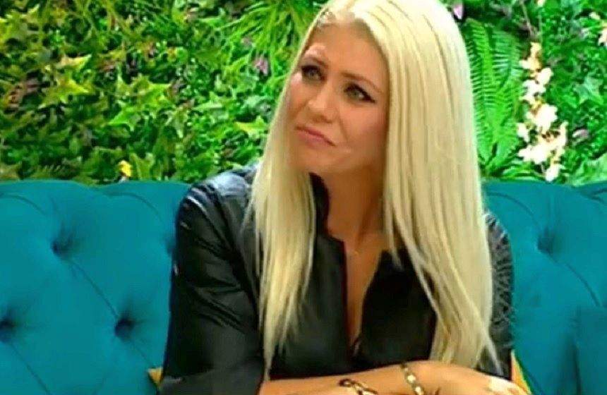 Adina de la "Heaven" a izbucnit în plâns la TV: "Sunt foarte emotivă ca şi el"