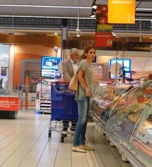 VIDEO PAPARAZZI / Sorin Oprescu trage cu casa! A ieşit cu iubita la cumpărături, dar nu în mall