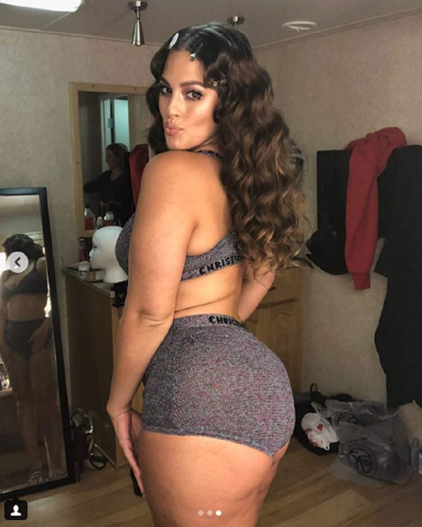 FOTO / Are fundul uriaș și plin de celulită, iar „colăceii” dau pe afară! Ashley Graham a vrut să pozeze sexy, dar a sfârșit horror