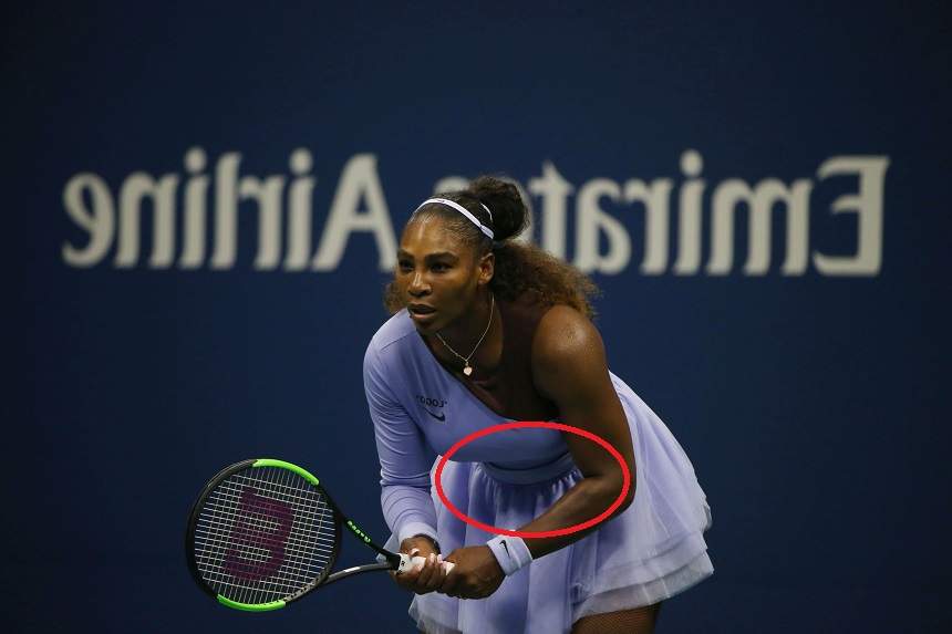 FOTO / Serena Williams, de tot râsul la US Open! Ținuta purtată i-a scos colăceii în evidență