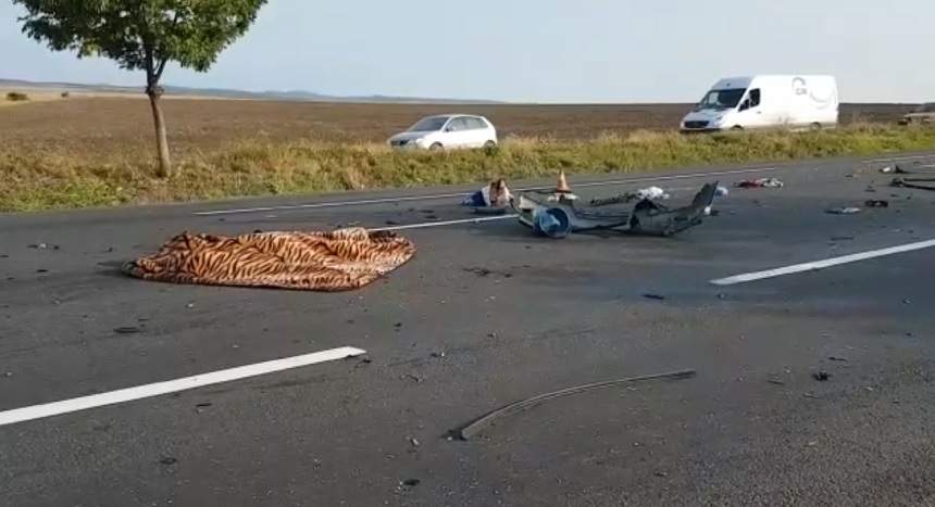 VIDEO / Accident mortal între Buzău și Râmnicu Sărat! O femeie și-a găsit sfârșitul, într-un impact devastator