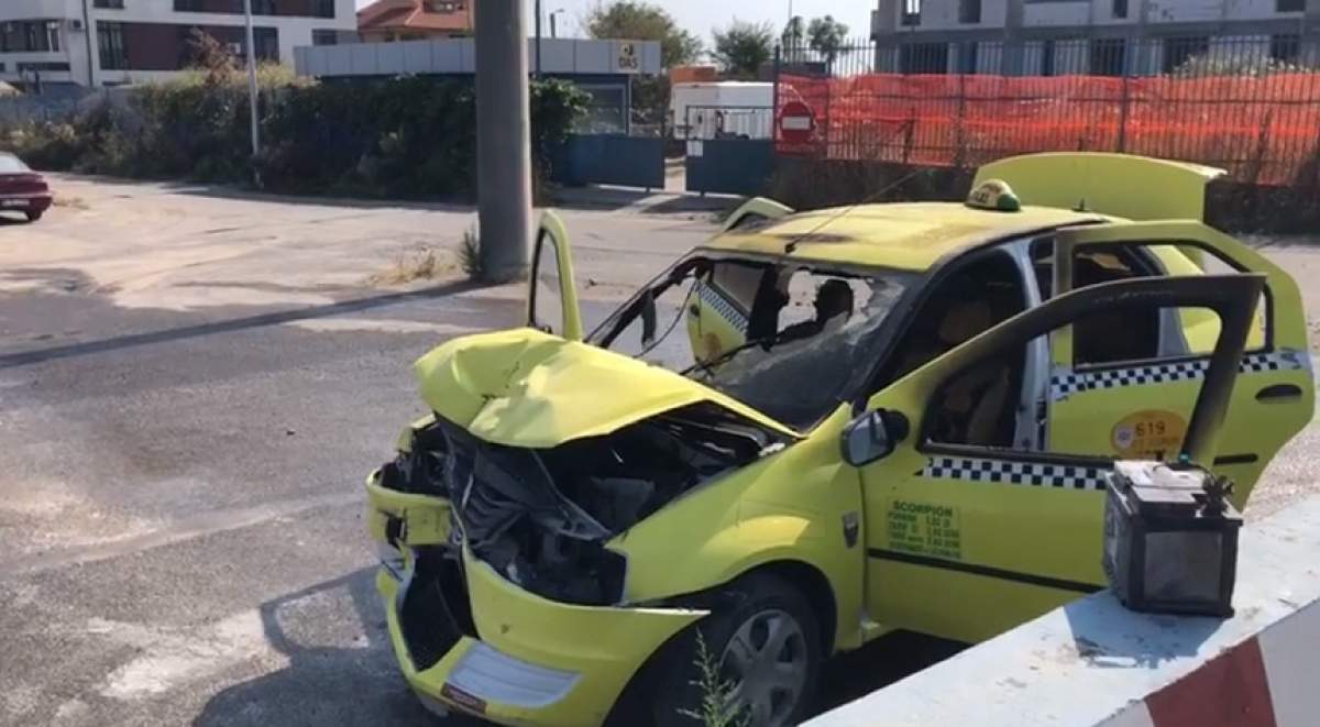 FOTO & VIDEO / Accident şocant în Constanţa. Un taxi a izbucnit în flăcări, după ce s-a ciocnit cu un microbuz