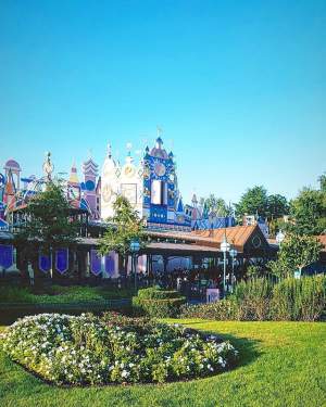Lidia Buble şi Răzvan Simion, distracţie maximă la Disneyland: "Lumea mea"