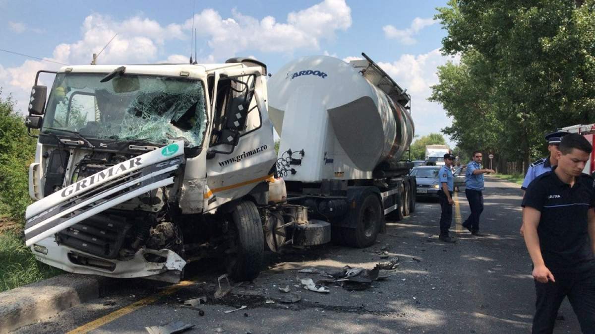 Accident deosebit de grav în Măgurele, între o autoutilitară şi un TIR. Circulaţia este blocată