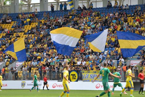 Tragedie în fotbalul românesc! A murit o legendă a clubului Petrolul Ploieşti!