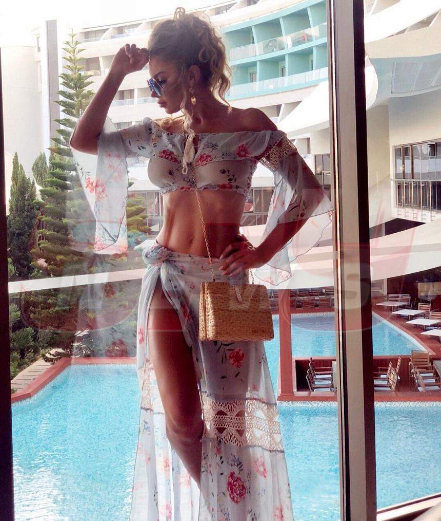 FOTO & VIDEO  EXCLUSIV / Roxana Vaşniuc, mai sexy ca oricând! Diva a făcut senzaţie în vacanţă!