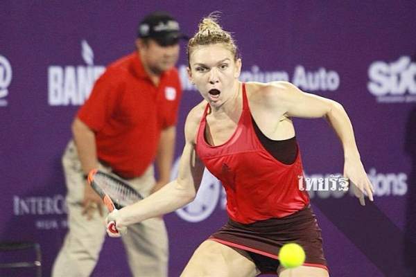 Galerie foto /  Fustiţele au băgat-o pe Simona Halep într-un scandal sexist. "Cum aşa? Este lipsă de respect"