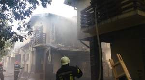 Incendiu puternic în Ilfov! Două case au fost cuprinse de flăcări