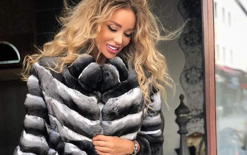 FOTO / Bianca Drăgușanu nu se cumințește deloc! Blondina s-a pozat din nou în dormitor, în lenjerie intimă