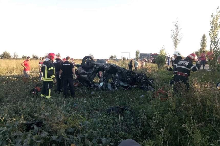 Accident de proporții în Vrancea! Cinci persoane au fost rănite, după ce patru autoturisme s-au ciocnit violent