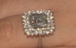 VIDEO / Andreea Tonciu, alintată cu un diamant de 25.000 de euro! "O să-i rămână Rebeccăi moştenire"