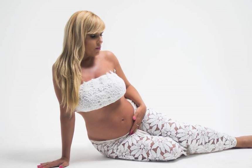 Elena Udrea a născut o fetiță