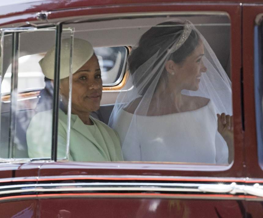 Meghan Markle și mama ei s-au reunit! Doria Ragland și-a făcut apariția la Palatul Kensington pentru prima oară după nuntă