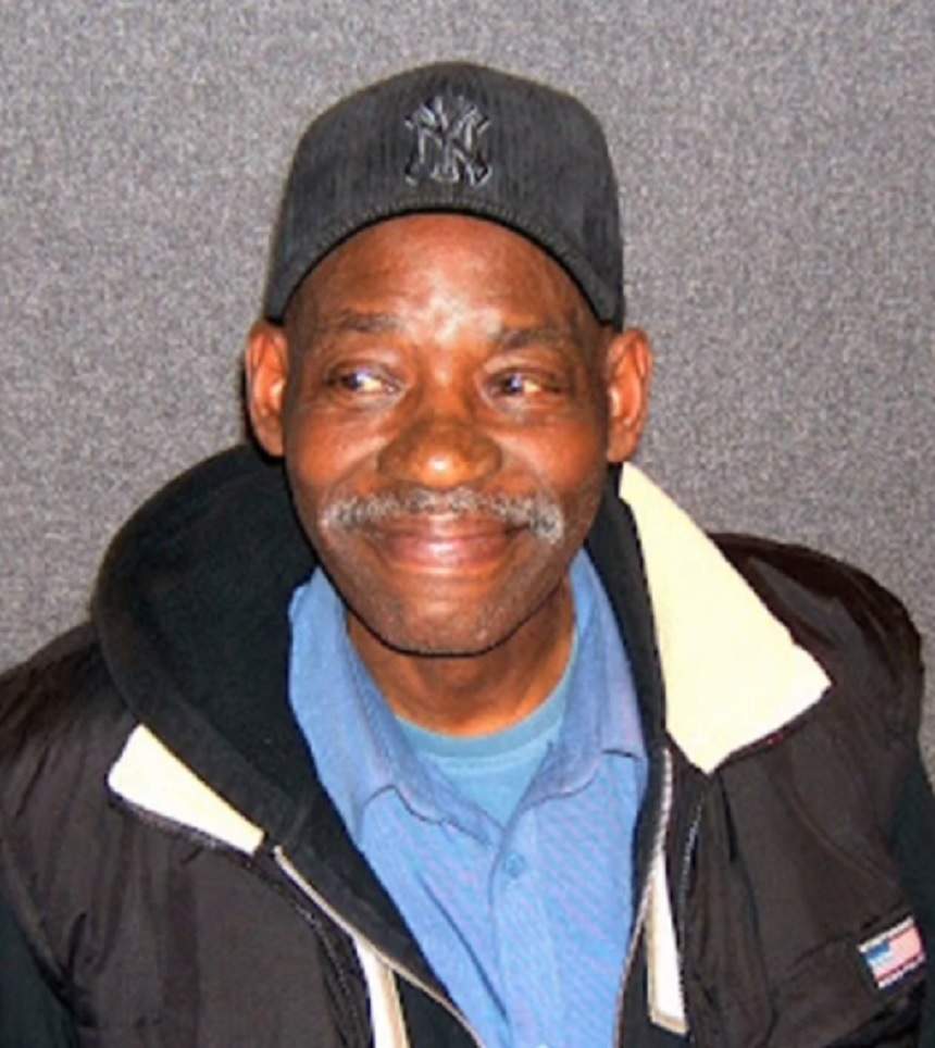 Al Matthews a murit. Un vecin l-a găsit mort pe pat