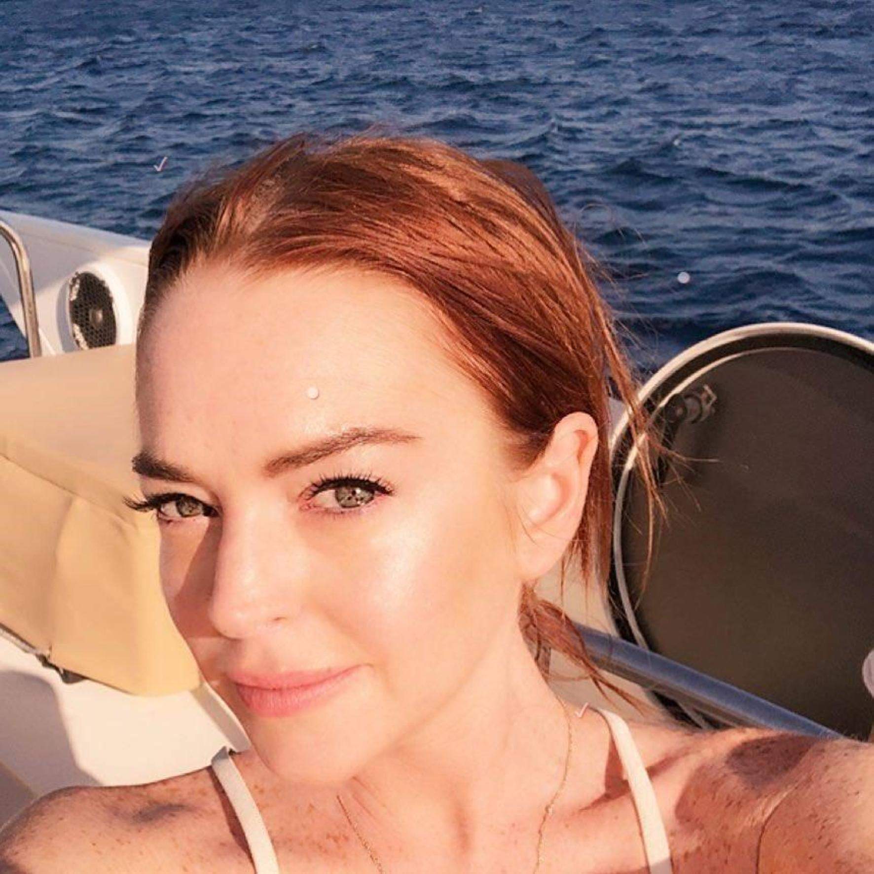 VIDEO / Actriţa Lindsay Lohan a fost bătută după ce a acuzat o familie de trafic de copii! Scena este şocantă