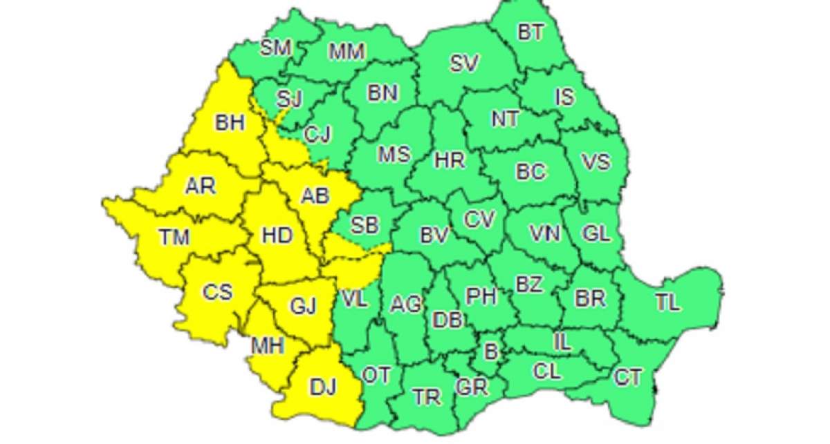 Vijelii, grindină şi descărcări electrice. România, lovită de ciclon