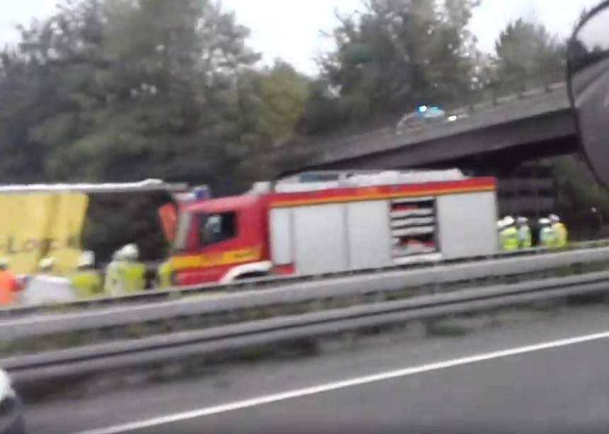 Doi şoferi români, victimele unui accident mortal în Germania. Trei TIR-uri şi o dubă s-au ciocnit