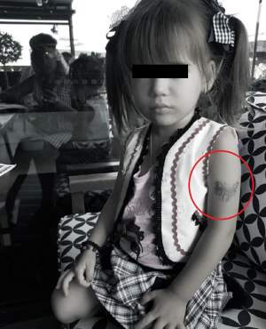 FOTO / Sânziana Buruiană și-a „tatuat” fetița. A transformat-o complet pe micuța Izabela, deși are doar doi ani și jumătate