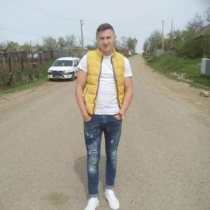 VIDEO / E jale mare acasă la Marian Vlase, tânărul înecat la Costinești. Familia și apropiații, transfigurați de durere