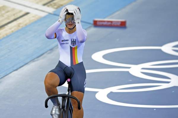 O campioană mondială la ciclism a paralizat în urma unui accident pe pistă! Primele declaraţii ale sportivei