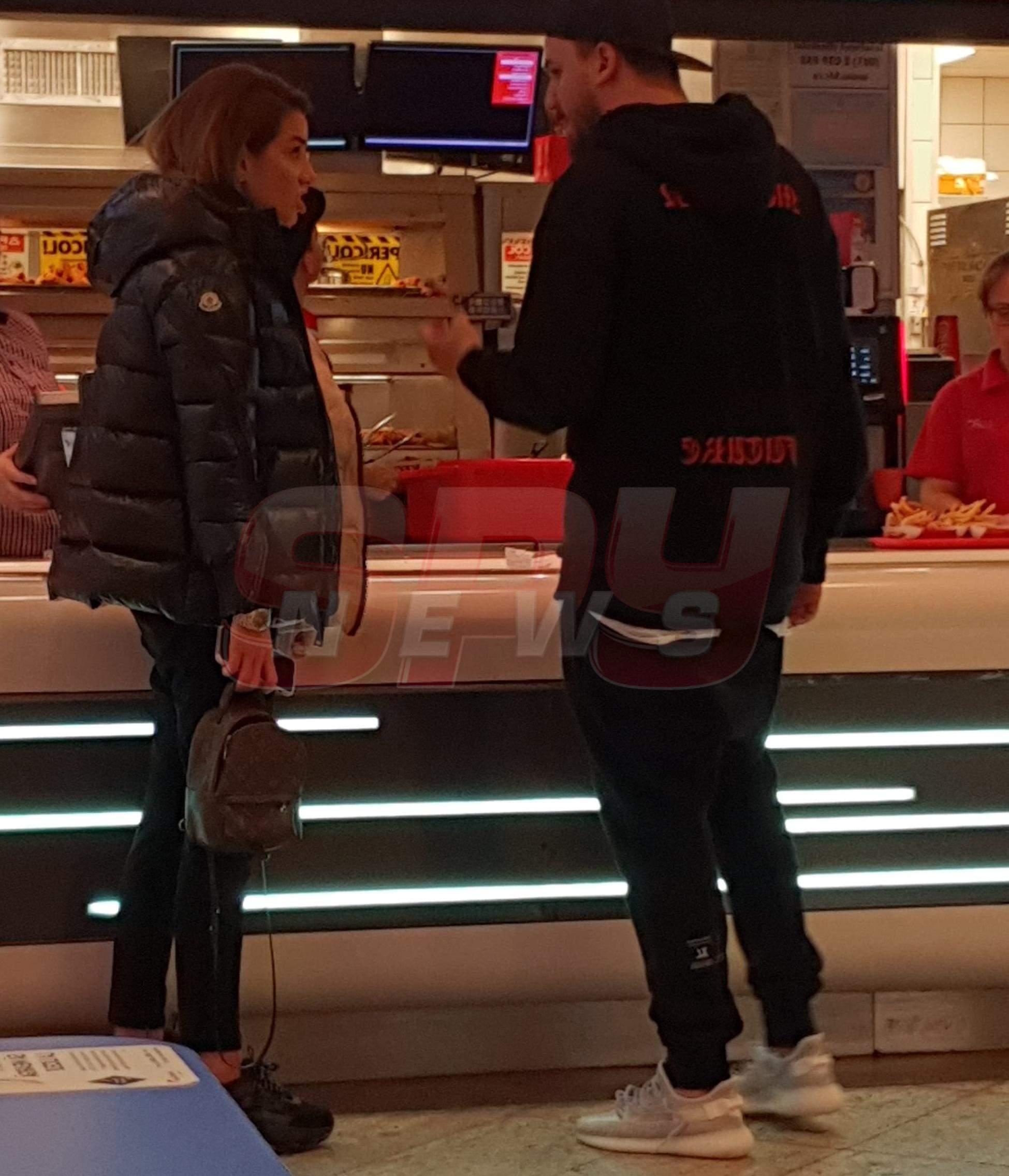VIDEO / Olăroiu Jr., show total cu iubita, în public, pentru o farfurie cu mâncare! Imagini explicite