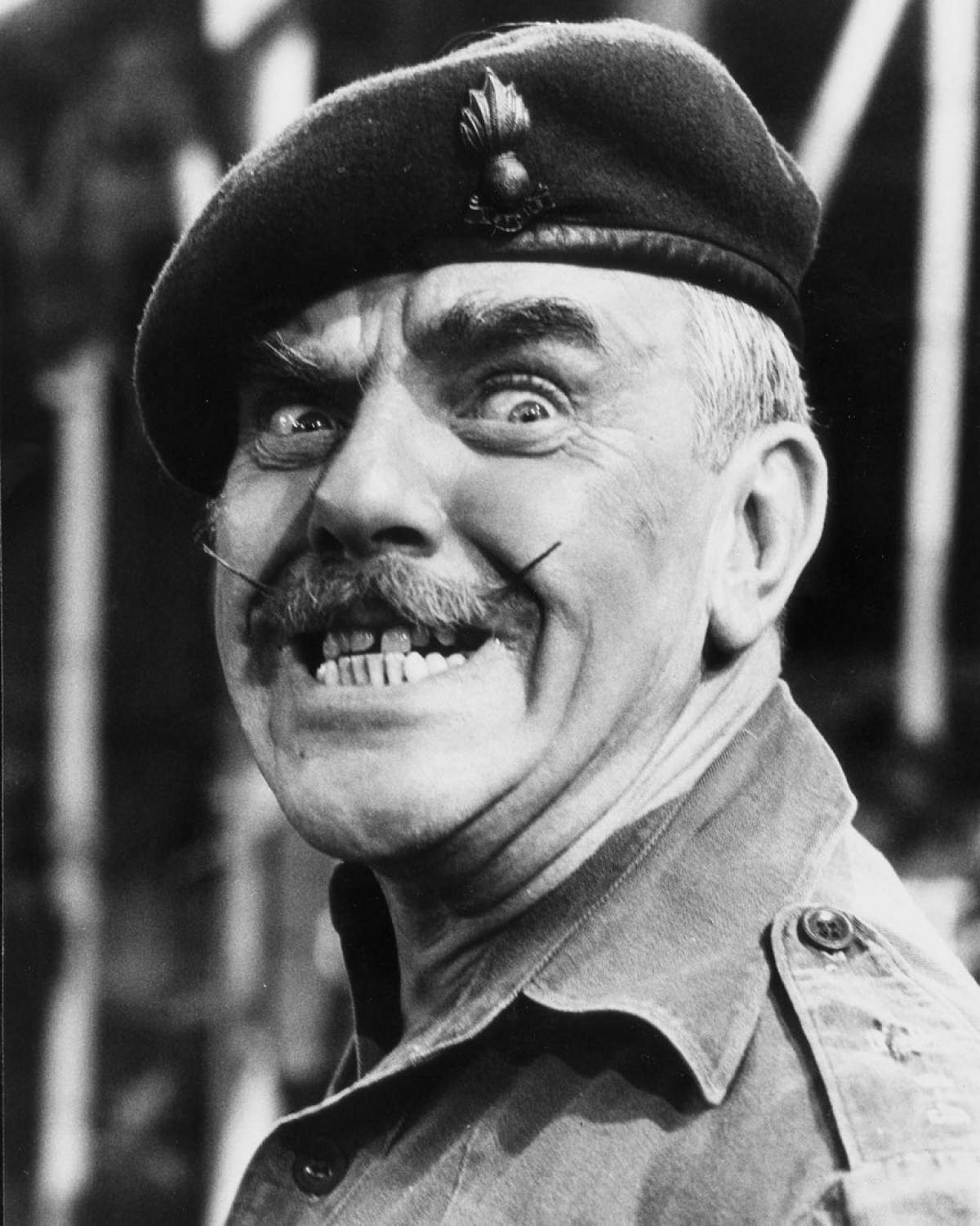 FOTO / Doliu în lumea cinematografică. Windsor Davies a murit la vârsta de 88 de ani