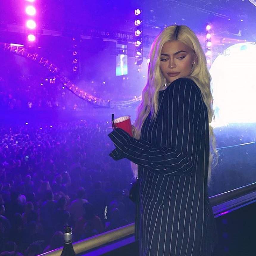 FOTO / Kylie Jenner și-a mărit din nou sânii? Imaginea care a stârnit controverse