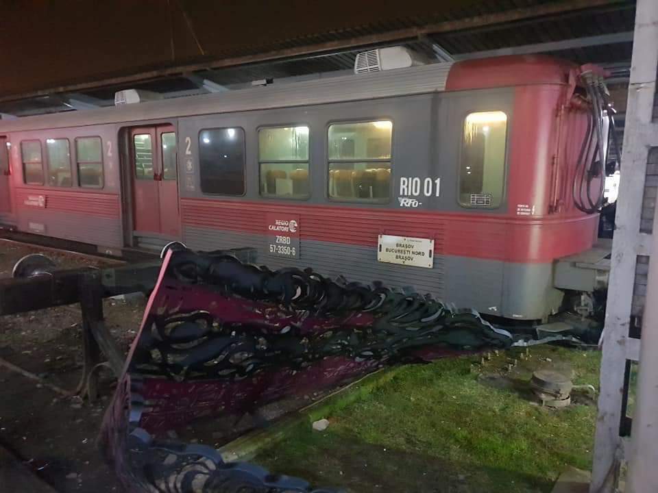 Incident în Gara de Nord! Tren de călători, în pericol