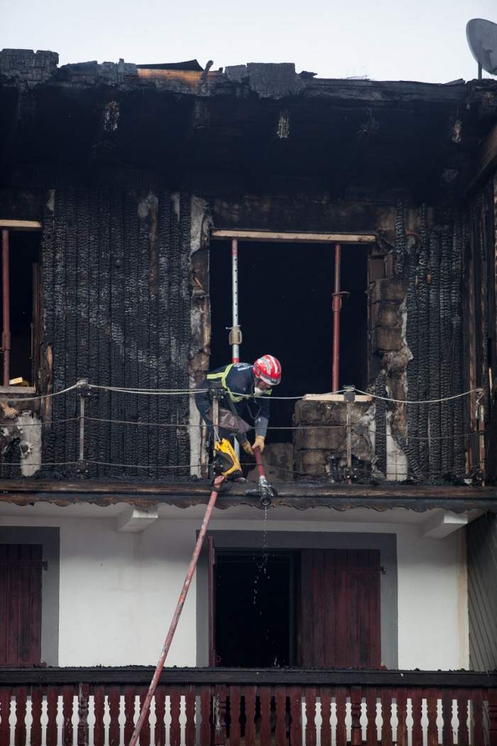 FOTO / Incendiu devastator în Alpii francezi! Două persoane au murit