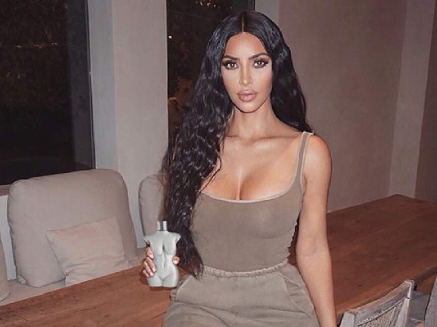 FOTO / Kim Kardashian, cu sfârcurile la vedere, în cadă! Cât de hot s-a pozat diva internațională