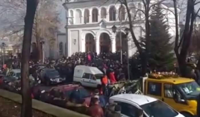 VIDEO / Durere fără margini în familiile elevilor din Tulcea uciși de un șofer beat! Cici și Dragoș au fost conduși pe ultimul drum