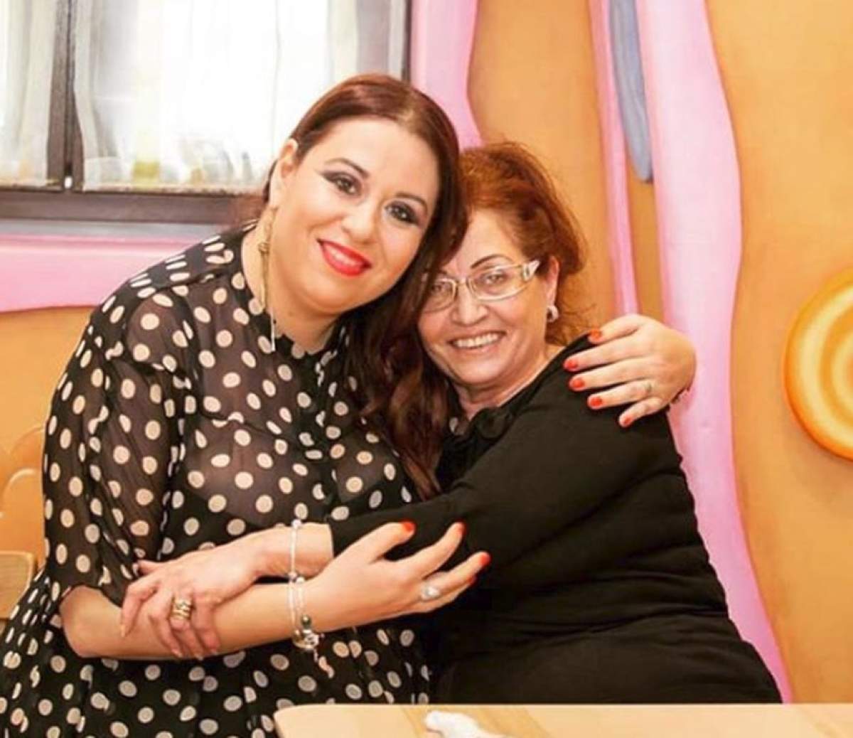 Bucurie mare în familia lui Pepe. Mama artistului, sărbătorită cu mare fast. Oana Roman, sufletul petrecerii