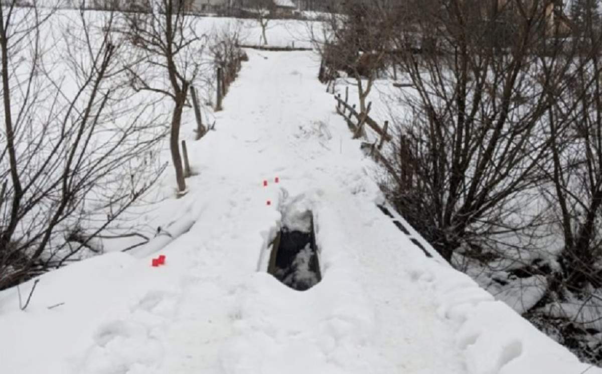 Descoperire șocantă în Bistrița! Cadavrul unei femei, găsit pe maginea unui pârâu