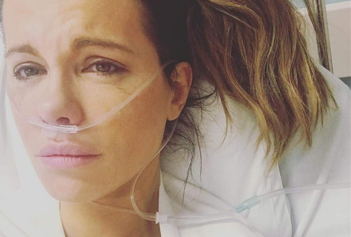 FOTO / Kate Beckinsale, în lacrimi de pe patul de spital: „Doare foarte tare”