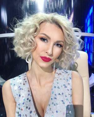 Motivul pentru care Andreea Bălan s-a oprit din alăptat: „Am ales să pot merge la concerte fără să mă mulg prin băi”