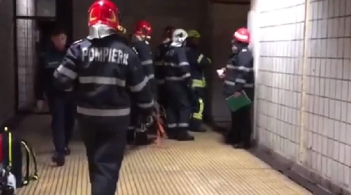 VIDEO / O femeie a murit, după ce s-a aruncat în faţa metroului, la Piaţa Romană. Circulaţia este blocată
